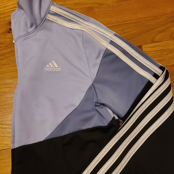 Adidas Girls Jacket - Picture 1 of 4